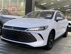 بی وای دی Qin Plus